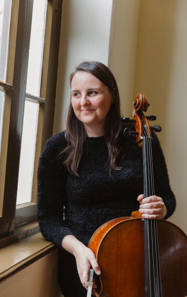 A violoncelista da OSPA Martina Stroher